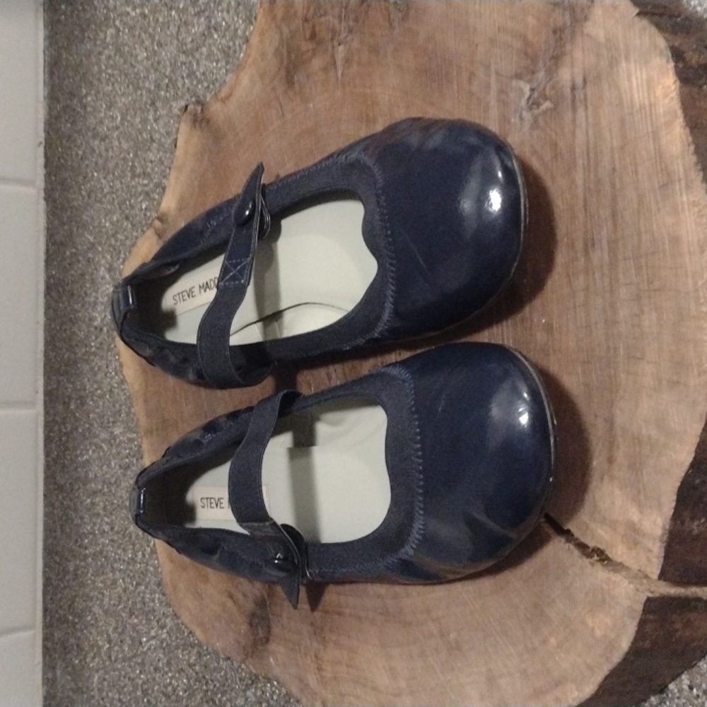 Steve Madden Crinkle Navy Patent Flats Size 10